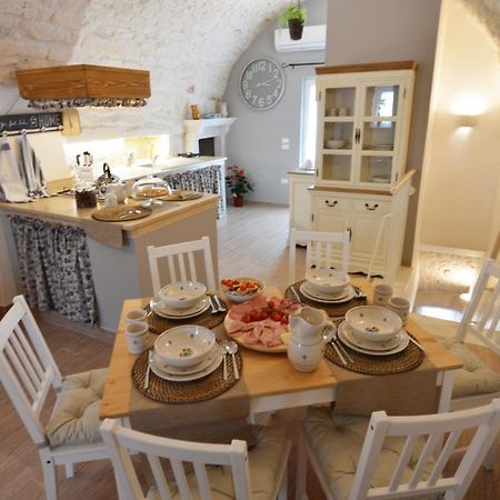La Dimora Di Nonna Dora Lejlighed Martina Franca Eksteriør billede